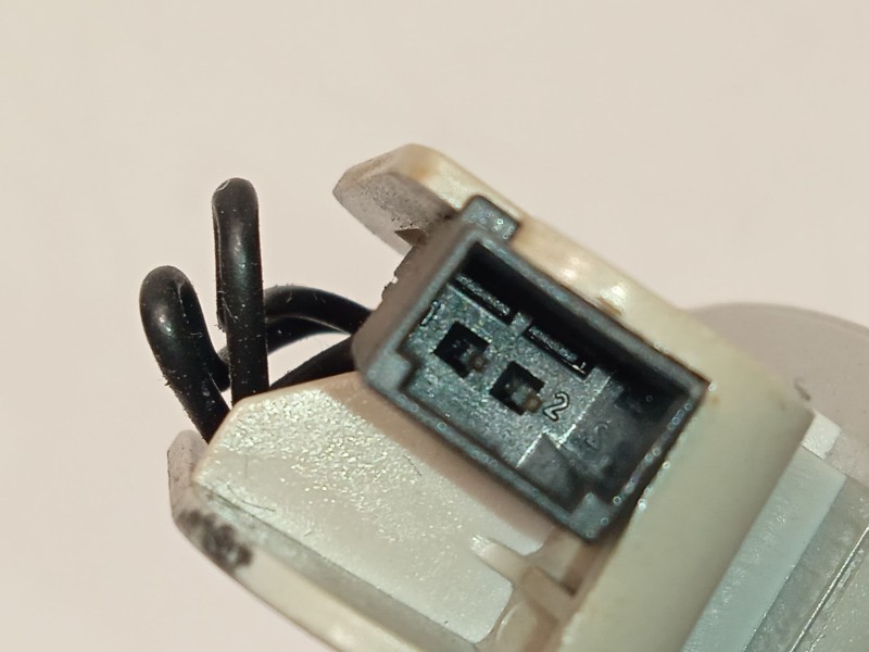 Recambio de parasol izquierdo para audi a4 b7 (8ec) 2.0 tdi 16v referencia OEM IAM 8E01857551  