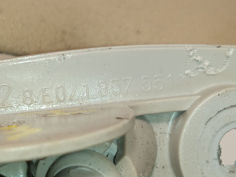 Recambio de parasol izquierdo para audi a4 b7 (8ec) 2.0 tdi 16v referencia OEM IAM 8E01857551  