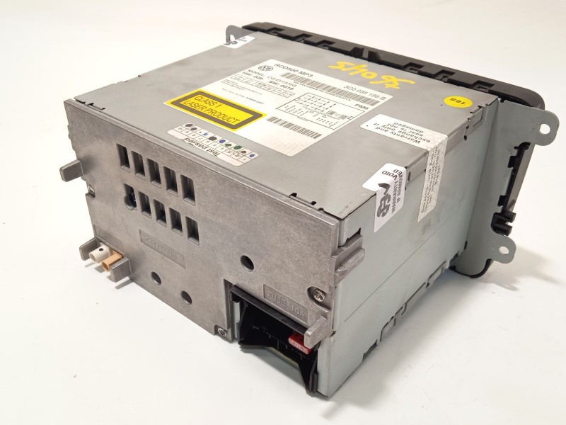Recambio de sistema audio / radio cd para volkswagen passat b6 (3c2) 2.0 fsi referencia OEM IAM 3C0035195B  