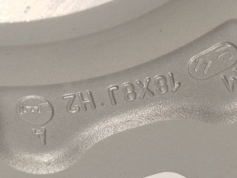 Recambio de llanta para mg mg 4 (eh32) ev referencia OEM IAM 11260936  