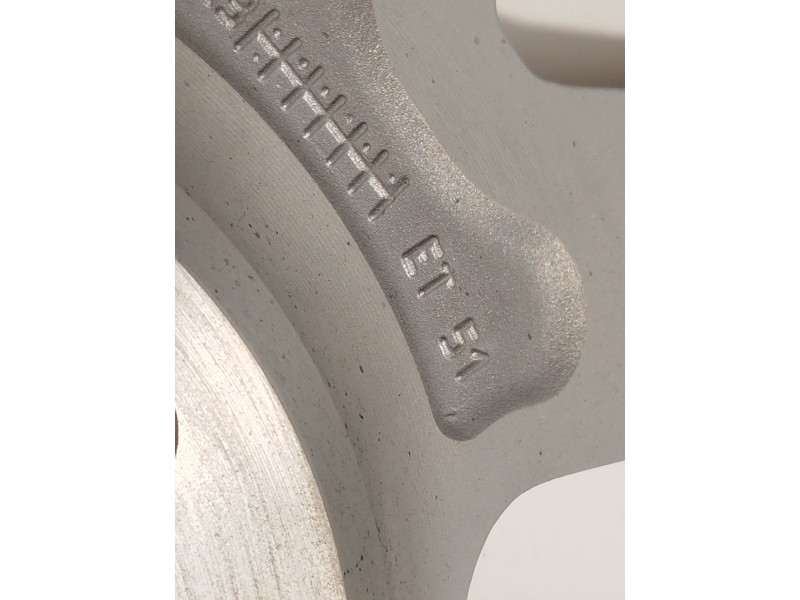 Recambio de llanta para mg mg 4 (eh32) ev referencia OEM IAM 11260936  