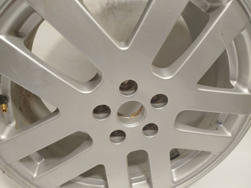 Recambio de llanta para mg mg 4 (eh32) ev referencia OEM IAM 11260936  