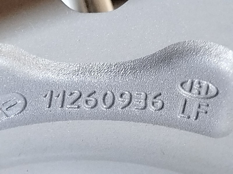 Recambio de llanta para mg mg 4 (eh32) ev referencia OEM IAM 11260936  