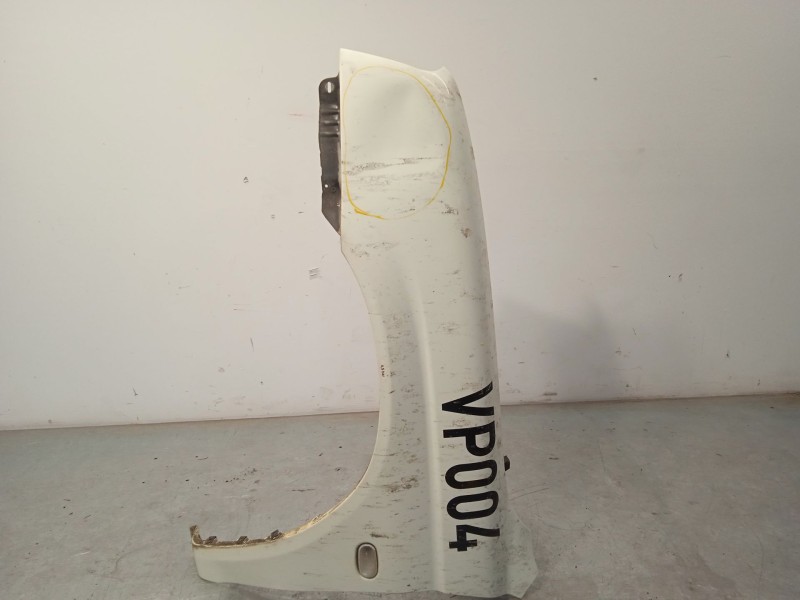 ALETA DELANTERA IZQUIERDA MR954765 