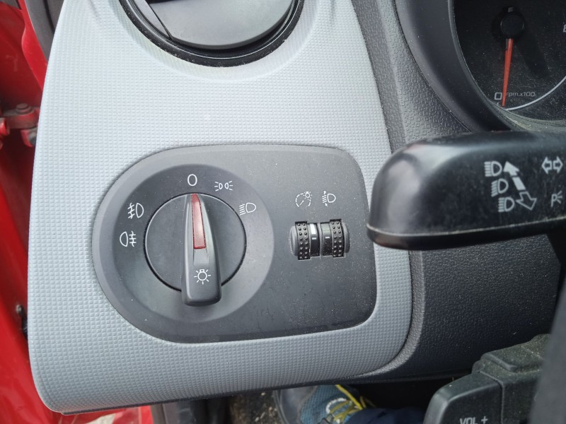 seat ibiza iv (6j5, 6p1) del año 2014