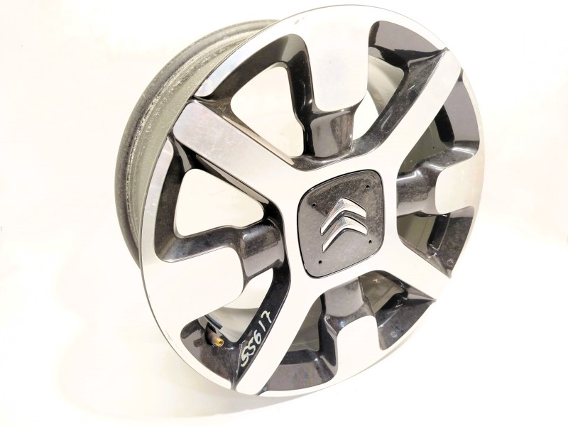 Recambio de llanta para citroën c3 iii (sx) 1.2 vti 82 referencia OEM IAM 9800494077 98004940ZR 