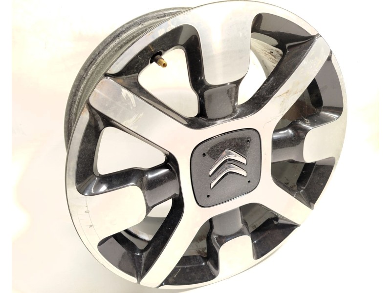 Recambio de llanta para citroën c3 iii (sx) 1.2 vti 82 referencia OEM IAM 9800494077 98004940ZR 