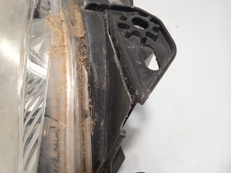 Recambio de faro derecho para peugeot 5008 (0u_, 0e_) 1.6 hdi referencia OEM IAM 9682519080 6206N9 89903105