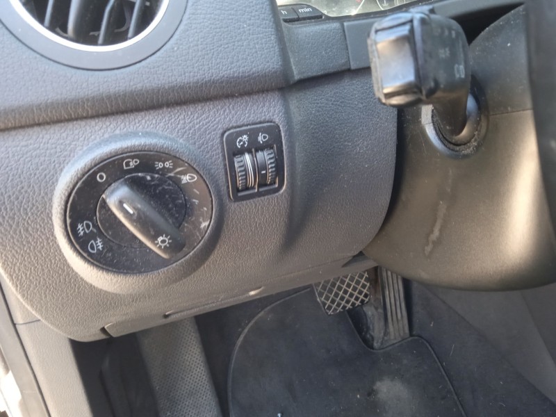 volkswagen golf v (1k1) del año 2005