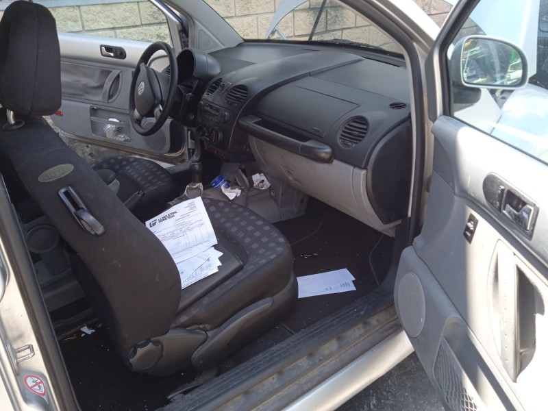 volkswagen new beetle (9c1, 1c1) del año 1999