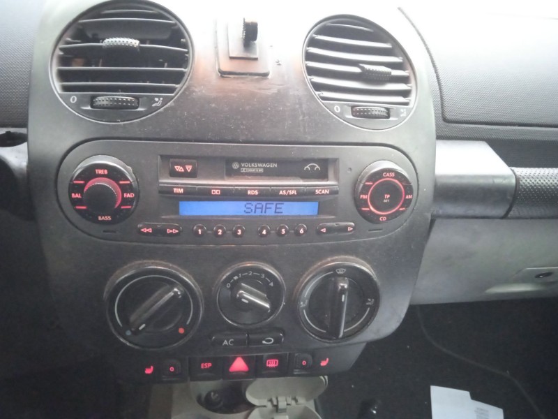 volkswagen new beetle (9c1, 1c1) del año 1999