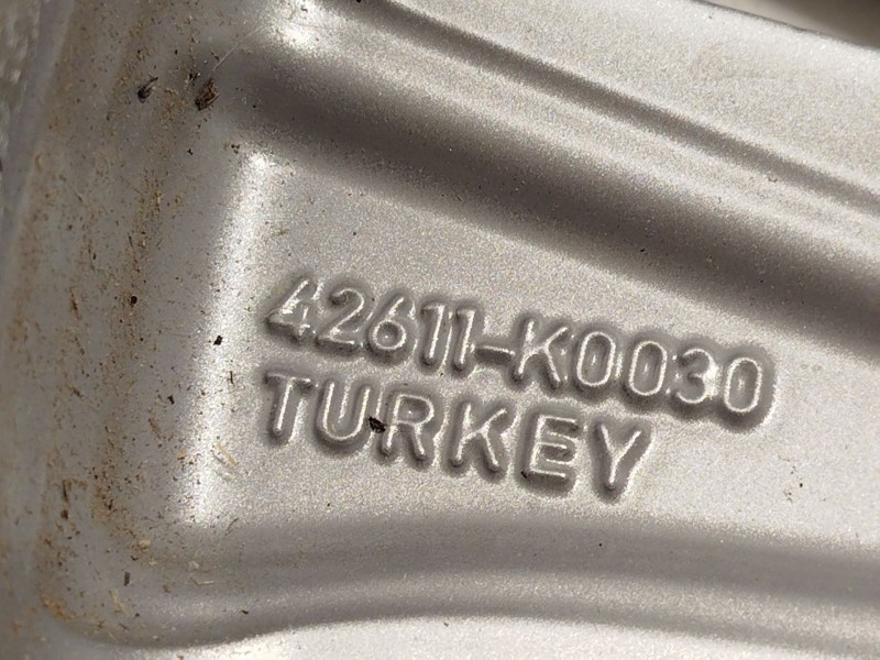 Recambio de llanta para toyota yaris (_p21_, _pa1_, _ph1_) 1.5 (mxpa11) referencia OEM IAM 42611K0030  