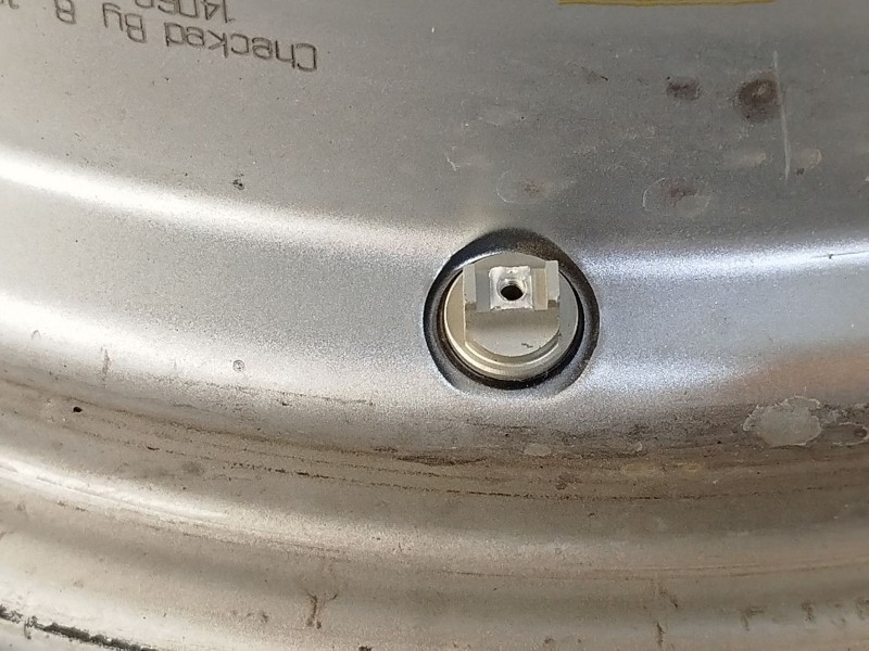 Recambio de llanta para toyota yaris (_p21_, _pa1_, _ph1_) 1.5 (mxpa11) referencia OEM IAM 42611K0030  