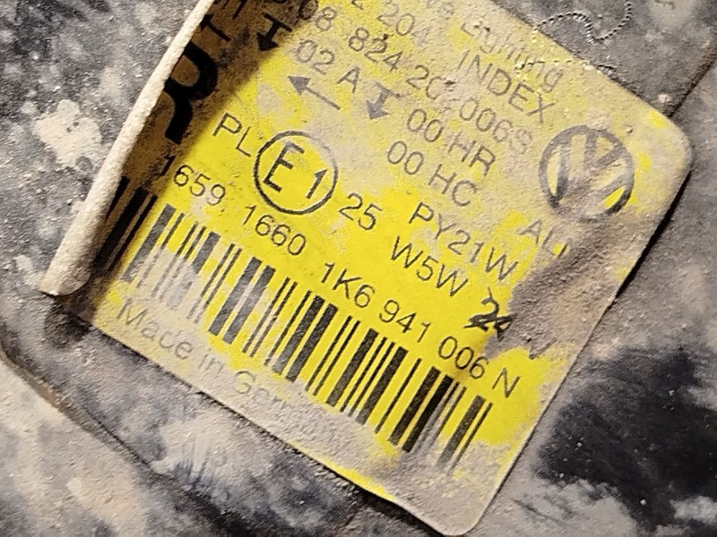 Recambio de faro derecho para volkswagen golf v (1k1) 1.9 tdi referencia OEM IAM 1K6941006N  