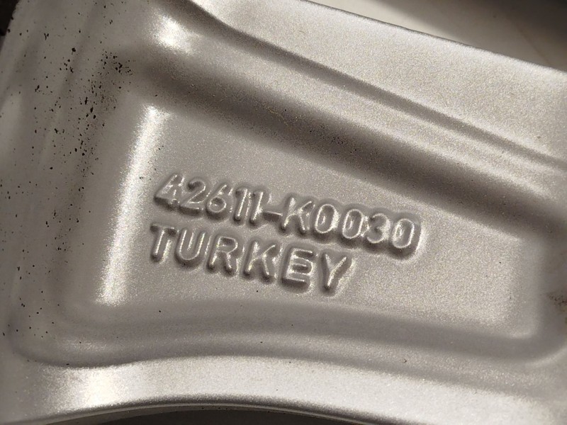 Recambio de llanta para toyota yaris (_p21_, _pa1_, _ph1_) 1.5 (mxpa11) referencia OEM IAM 42611K0030  