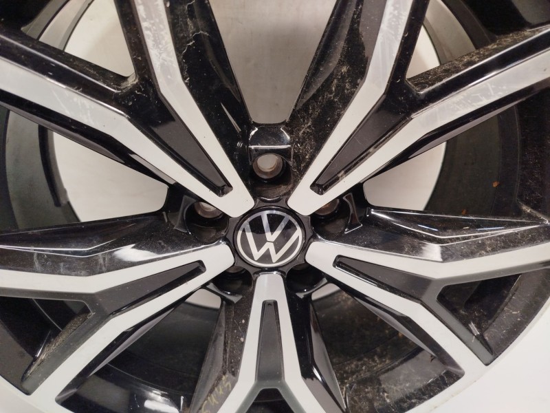 Recambio de llanta para volkswagen t-cross (c11, d31) 1.0 tsi referencia OEM IAM 2GM601025F 2GM601025FFZZ 