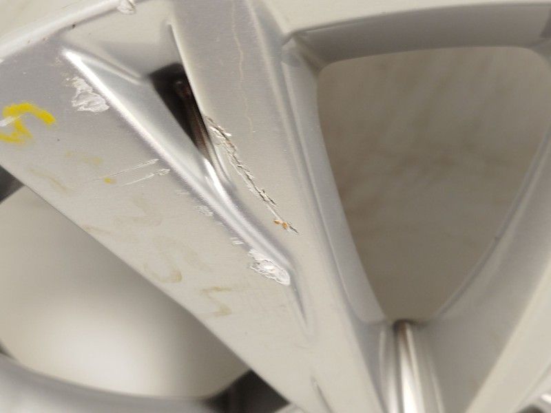 Recambio de llanta para volkswagen tiguan (ad1, ax1) 1.4 tsi referencia OEM IAM 5NA601025 5NA6010258Z8 