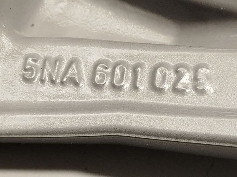 Recambio de llanta para volkswagen tiguan (ad1, ax1) 1.4 tsi referencia OEM IAM 5NA601025 5NA6010258Z8 