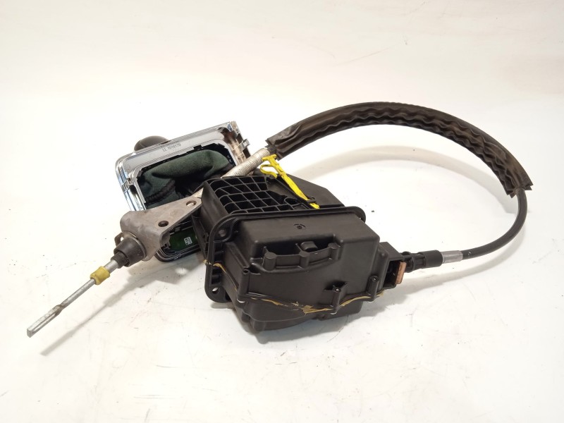 Recambio de palanca cambio para volkswagen passat cc b6 (357) 2.0 tdi referencia OEM IAM 3C1713025S  