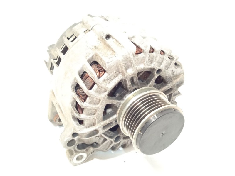 Recambio de alternador para volkswagen passat cc b6 (357) 2.0 tdi referencia OEM IAM 03L903023B  FG18T051