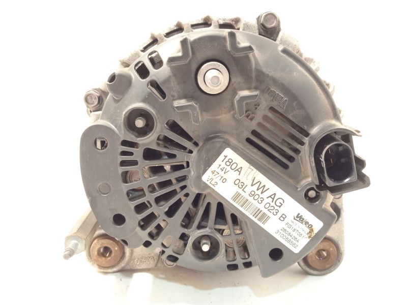 Recambio de alternador para volkswagen passat cc b6 (357) 2.0 tdi referencia OEM IAM 03L903023B  FG18T051
