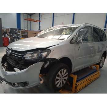 VOLKSWAGEN TOURAN (1T3)