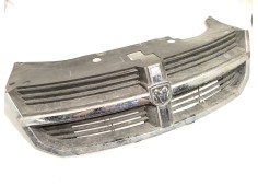 Recambio de rejilla delantera para dodge avenger 2.0 referencia OEM IAM YW40WS2AA  