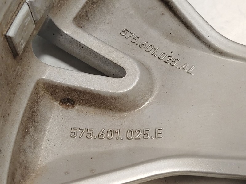 Recambio de llanta para seat ateca (kh7, khp) 1.5 tsi referencia OEM IAM 575601025AC 575601025AC8Z8 