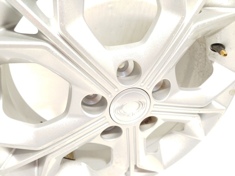 Recambio de llanta para ssangyong tivoli 1.2 referencia OEM IAM 4173035120  