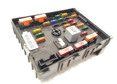 Recambio de caja reles / fusibles para volkswagen passat cc b6 (357) 2.0 tdi referencia OEM IAM 3C0937125  