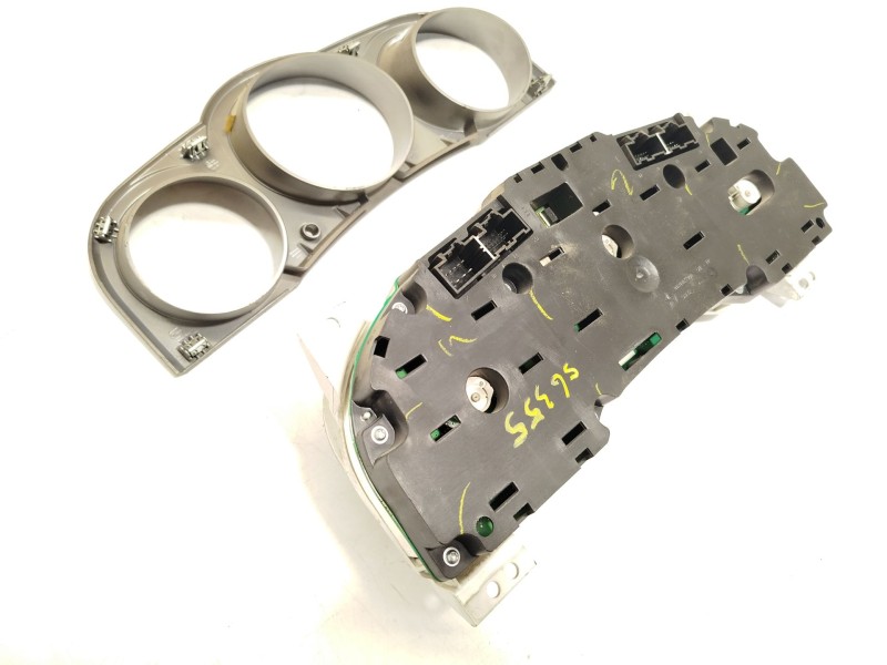 Recambio de cuadro instrumentos para dodge avenger 2.0 referencia OEM IAM P56044913AF K56044913AF 