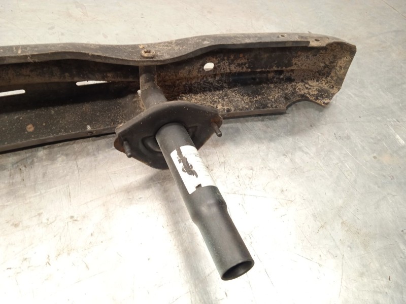 Recambio de refuerzo paragolpes trasero para bmw x5 (e53) 3.0 d referencia OEM IAM 8250415 51128250415 51128402331