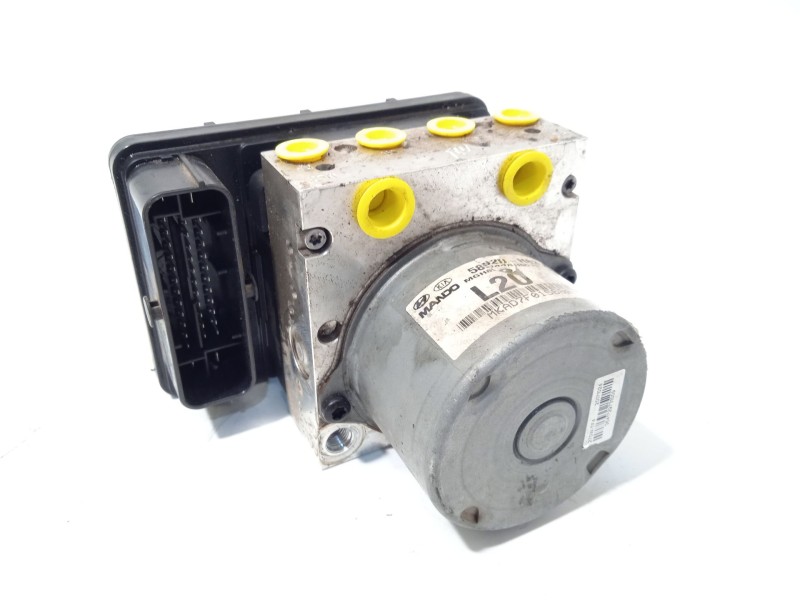 Recambio de abs para kia rio (yb) drive referencia OEM IAM 58920H8200 BE6003V102 MGH85ADBH6013V101