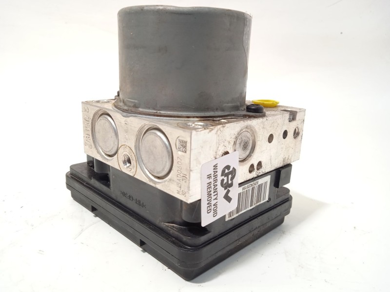Recambio de abs para kia rio (yb) drive referencia OEM IAM 58920H8200 BE6003V102 MGH85ADBH6013V101