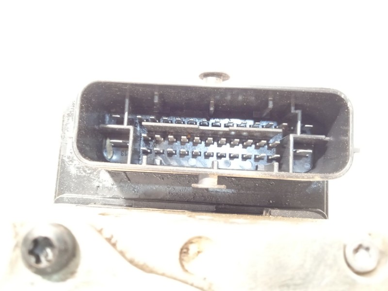 Recambio de abs para kia rio (yb) drive referencia OEM IAM 58920H8200 BE6003V102 MGH85ADBH6013V101