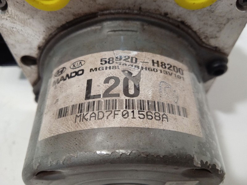 Recambio de abs para kia rio (yb) drive referencia OEM IAM 58920H8200 BE6003V102 MGH85ADBH6013V101
