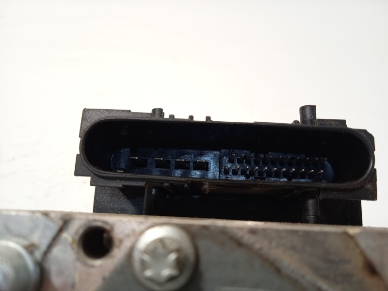 Recambio de abs para dacia sandero ambiance referencia OEM IAM 476604621R 0265801018 0265232718