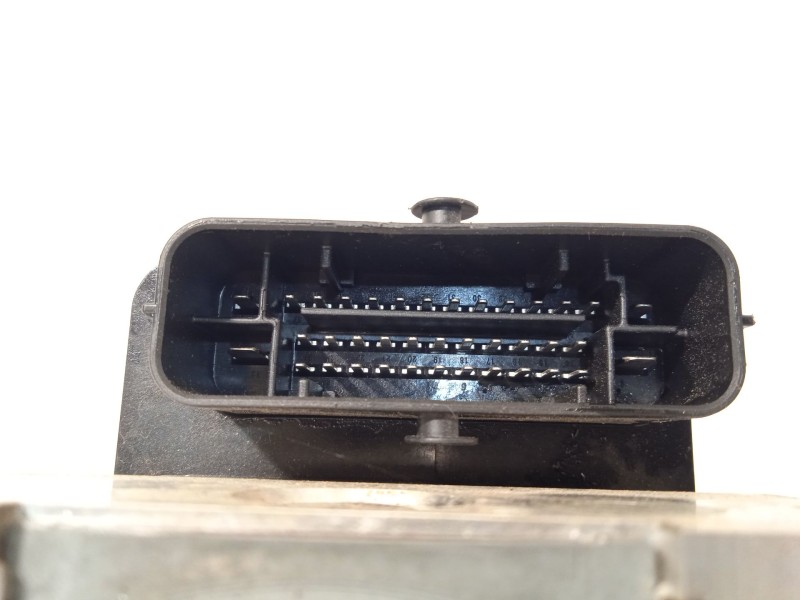 Recambio de abs para renault megane iv berlina 5p tech road referencia OEM IAM 476604349R 28515242313 10022007284