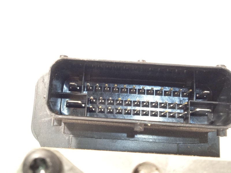 Recambio de abs para hyundai i40 1.7 crdi cat referencia OEM IAM 589203Z670 BE6003I510 BH6013I555