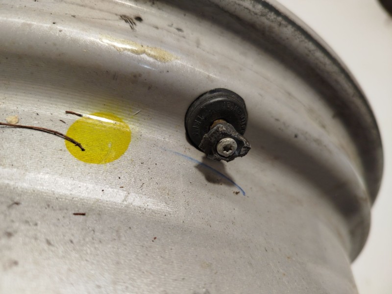 Recambio de llanta para jeep compass (mp, m6, mv, m7) 1.4 multiair referencia OEM IAM 5VC24TRMAA  