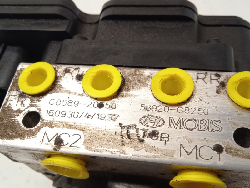 Recambio de abs para hyundai i20 ii (gb, ib) 1.2 referencia OEM IAM 58920C8250 6158945200 C858920550