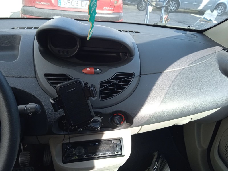 renault twingo ii (cn0_) del año 2009