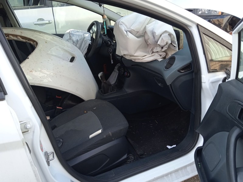 ford fiesta vi (cb1, ccn) del año 2009