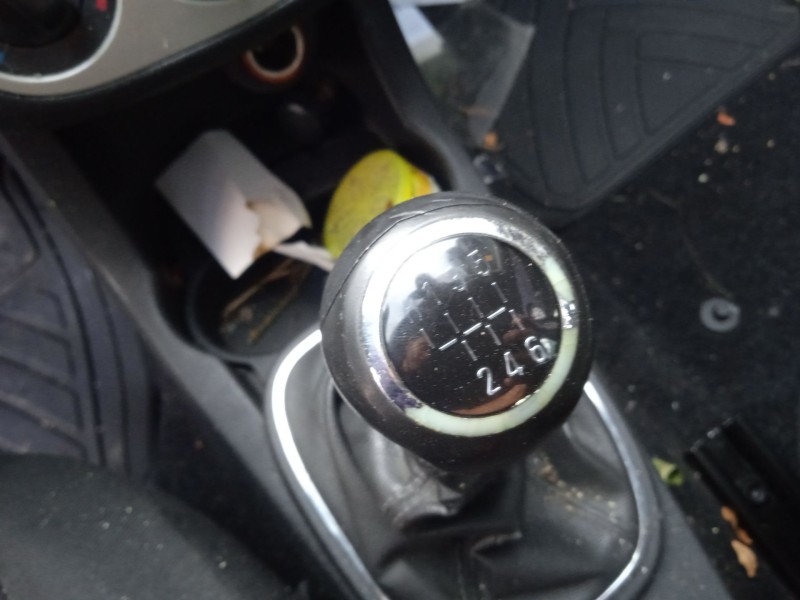 opel corsa d (s07) del año 2008