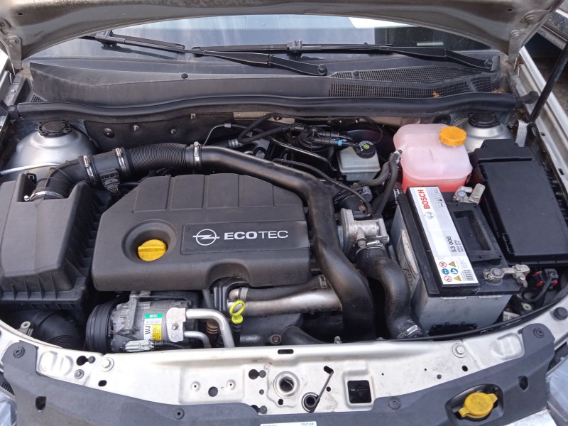 opel astra h (a04) del año 2005