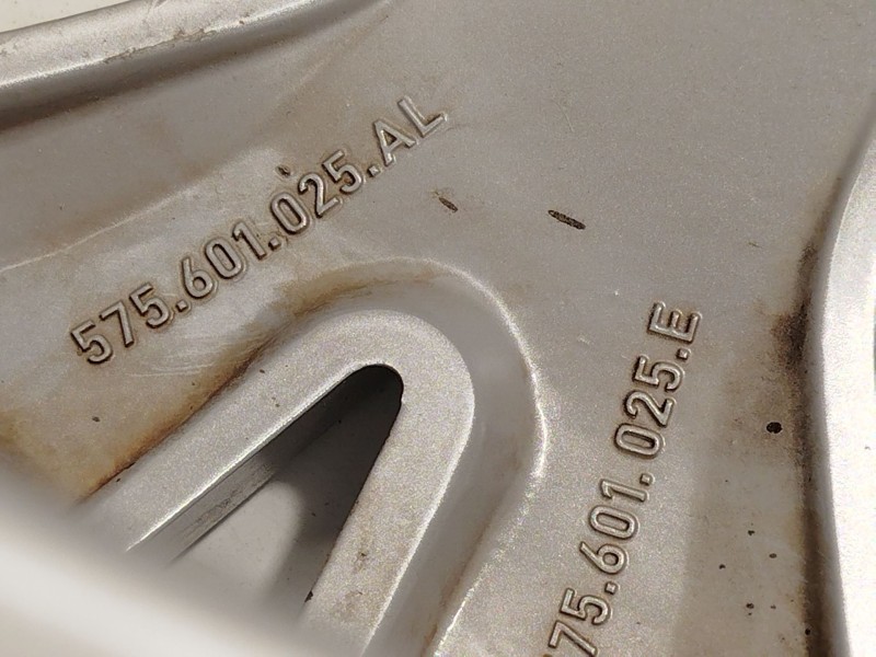 Recambio de llanta para seat ateca (kh7, khp) 1.5 tsi referencia OEM IAM 575601025AC 575601025AC8Z8 