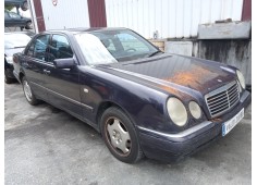 mercedes-benz clase e (w210) del año 1998