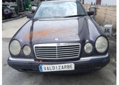 mercedes-benz clase e (w210) del año 1998 2