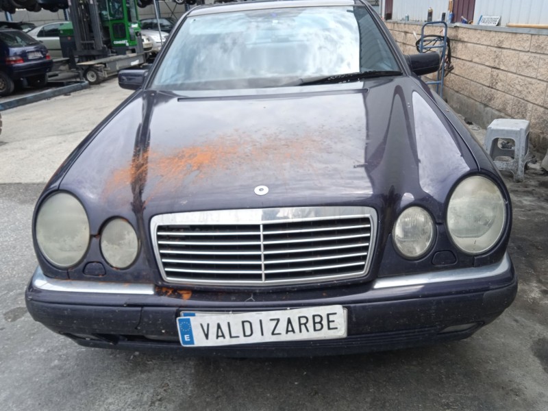 mercedes-benz clase e (w210) del año 1998