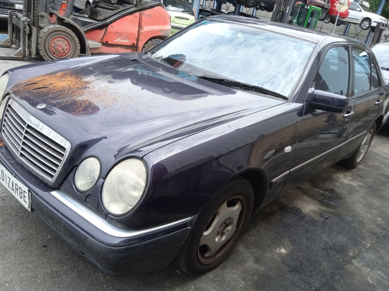 mercedes-benz clase e (w210) del año 1998